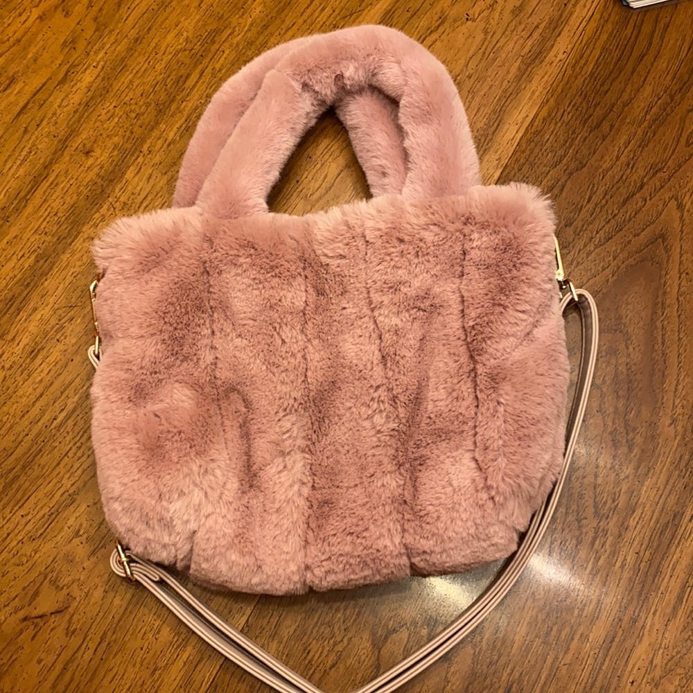 FREE PEOPLE Faux Fluffy pink purse